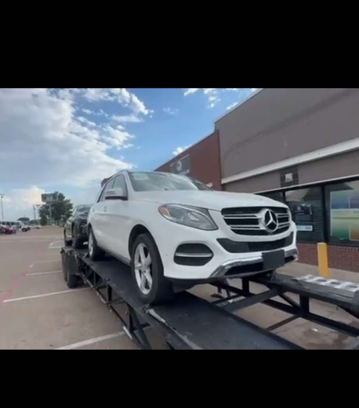 @Kinglamarr___