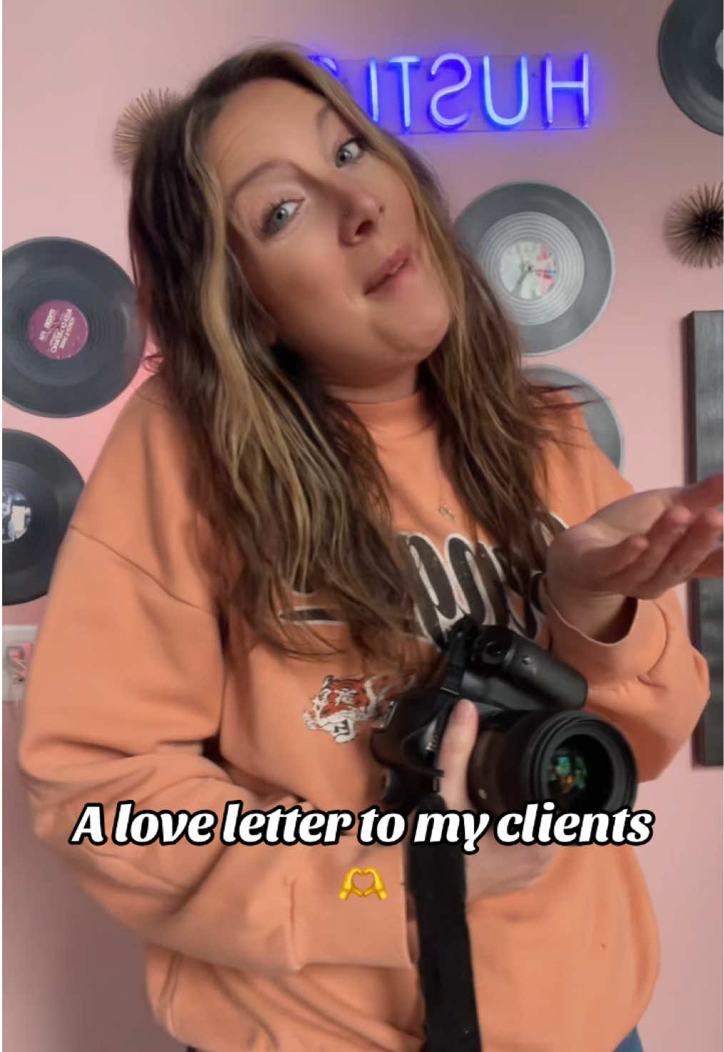 @LAUREN the Cincy 🍑 Photog