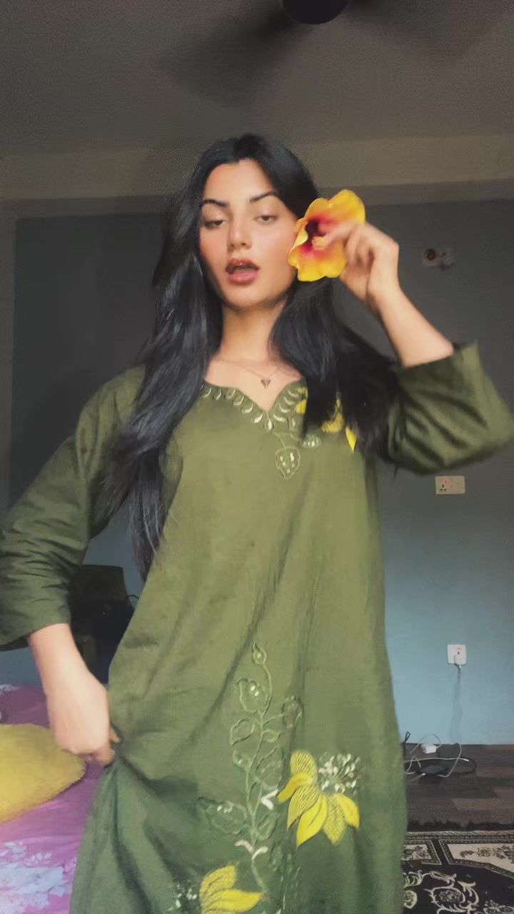 @Yali ᥫ᭡