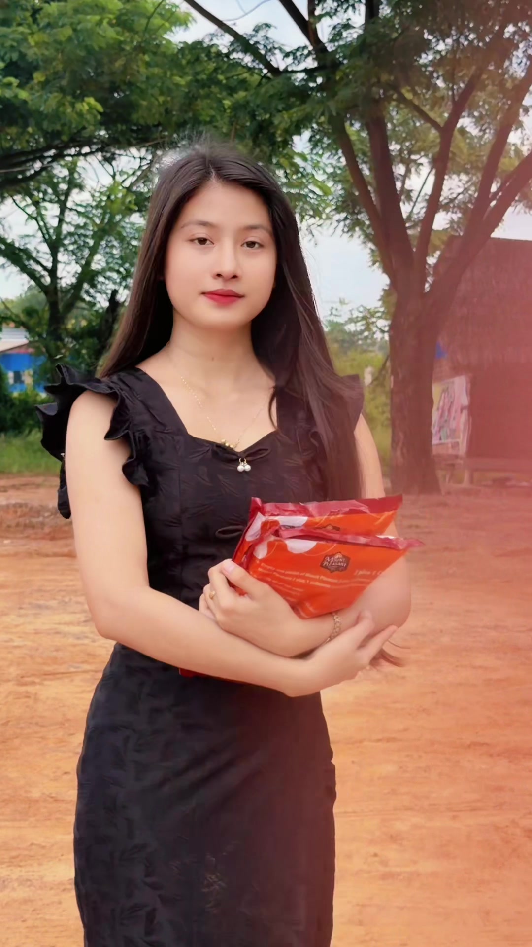 @ðSaung Hnin Phyuð
