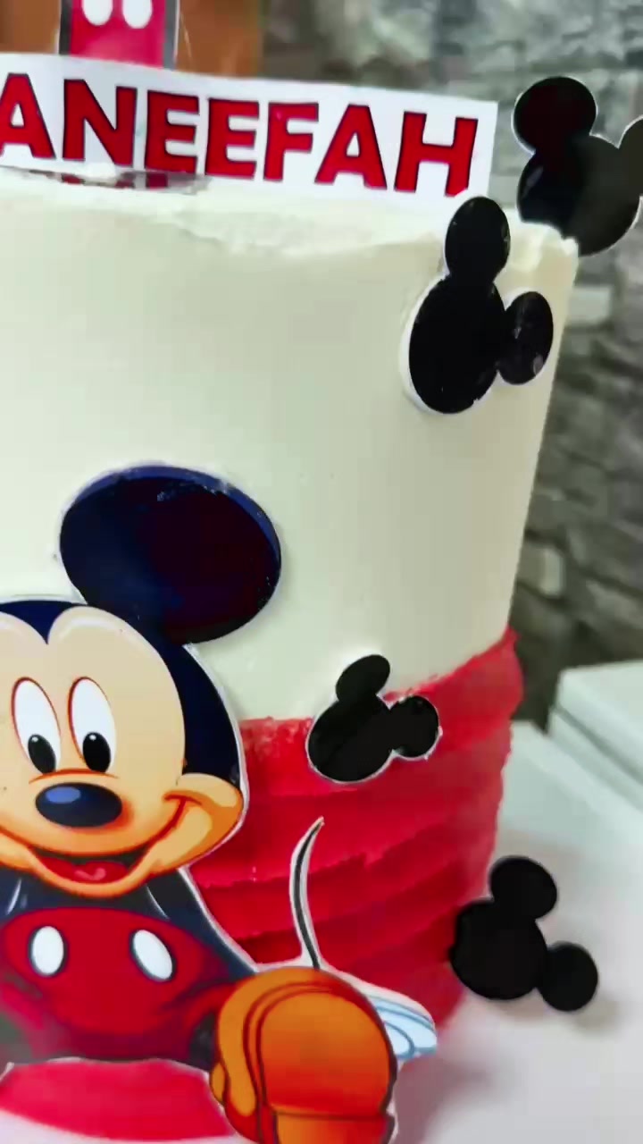 @IVANNAZ CAKES .0771402931