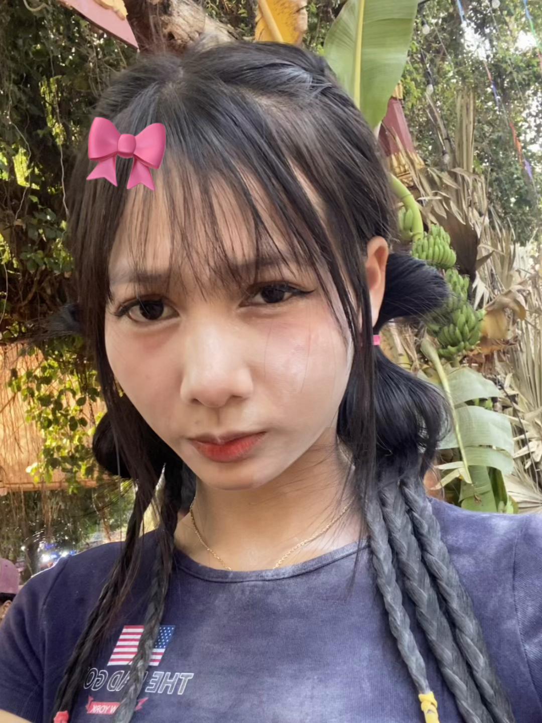 @🫥