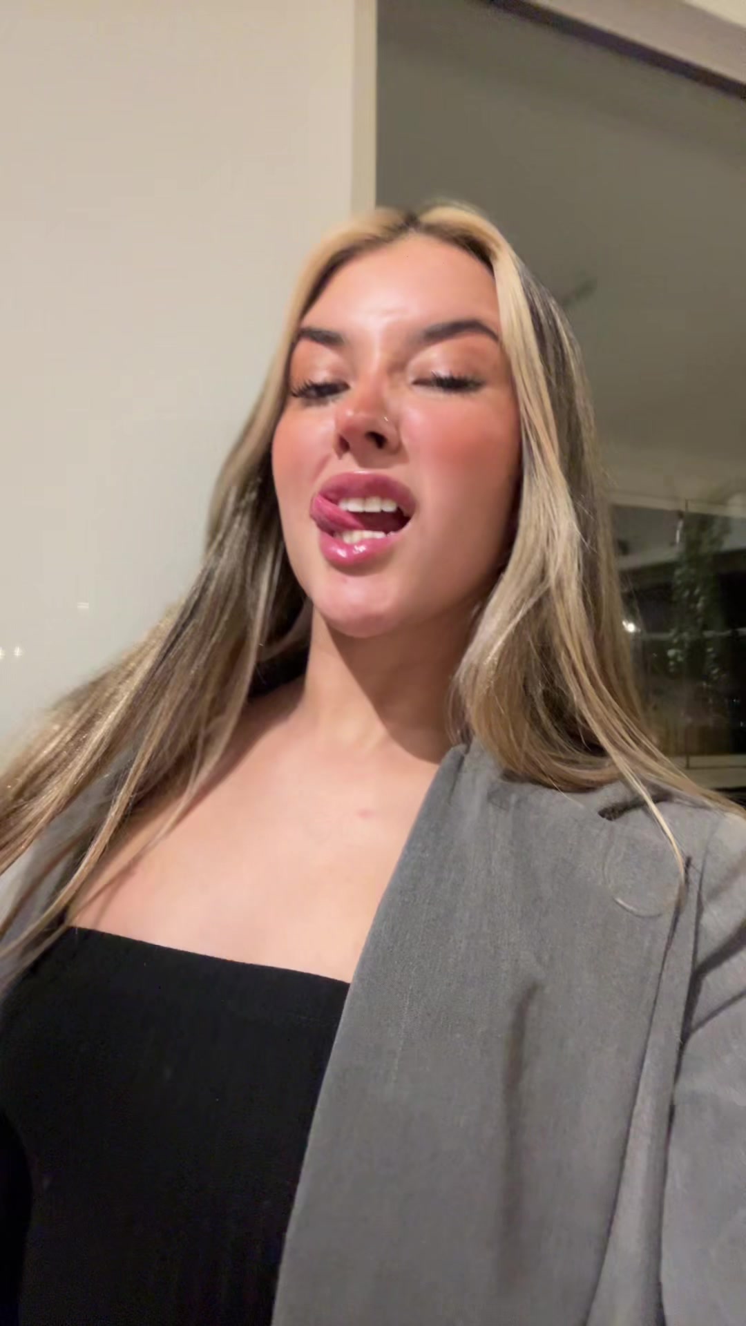 @valentinasanllehi