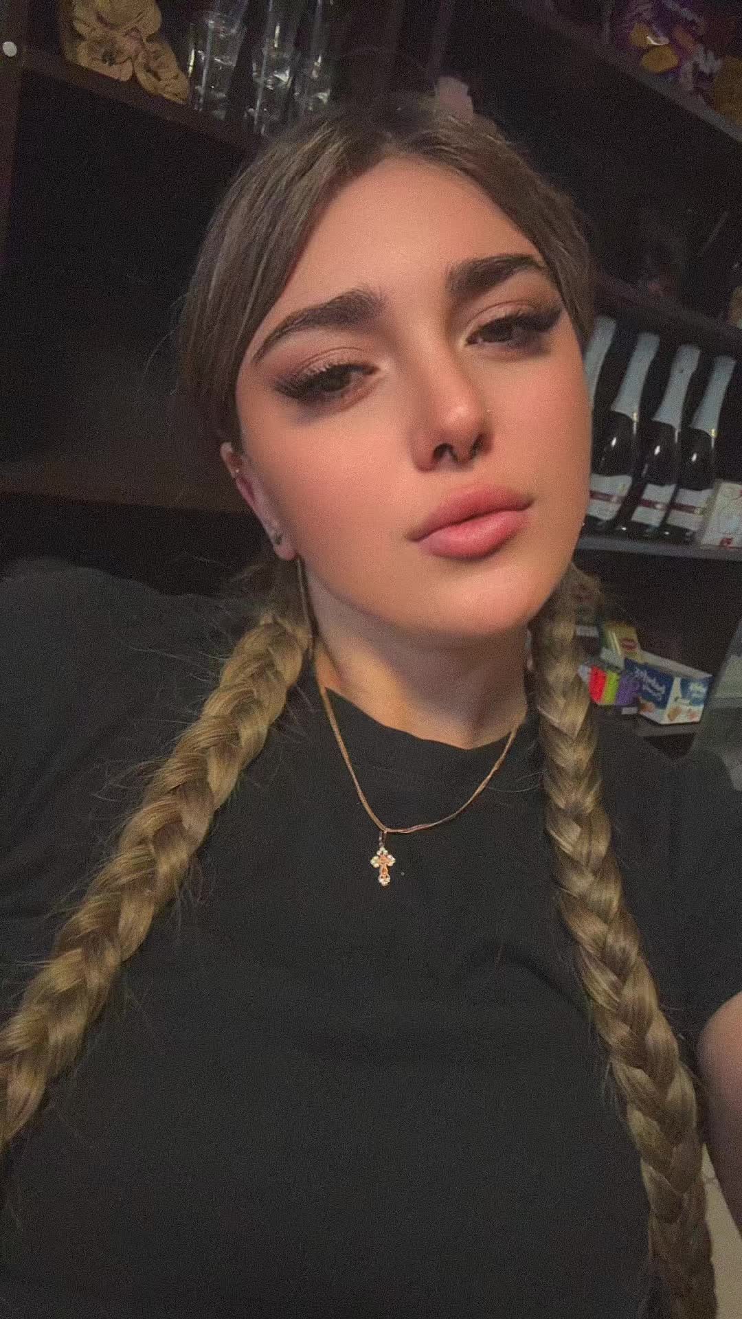 @Кира