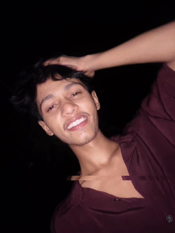 @ᴀʀɪʏᴀɴ🕷️🕸️