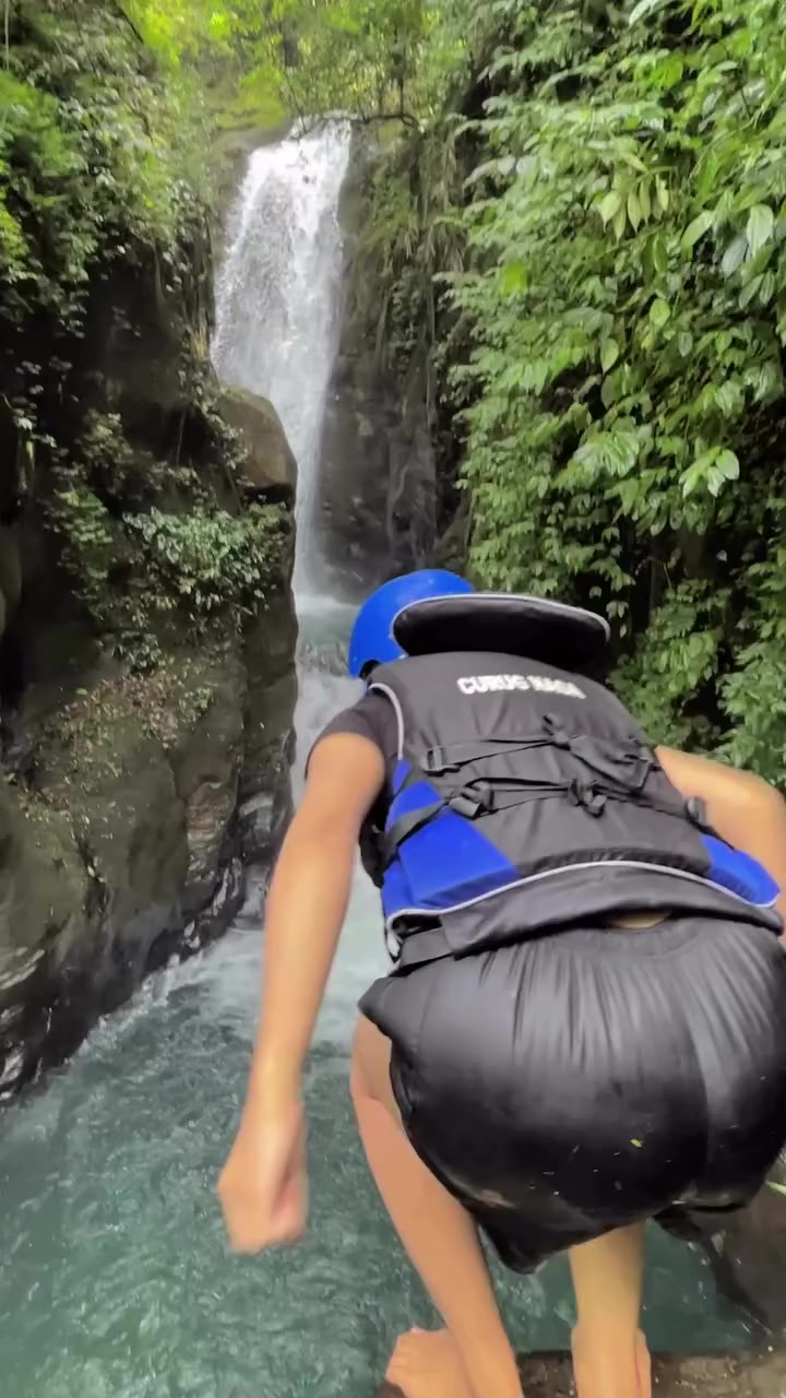 @Curug Naga Treking Bodyrafting