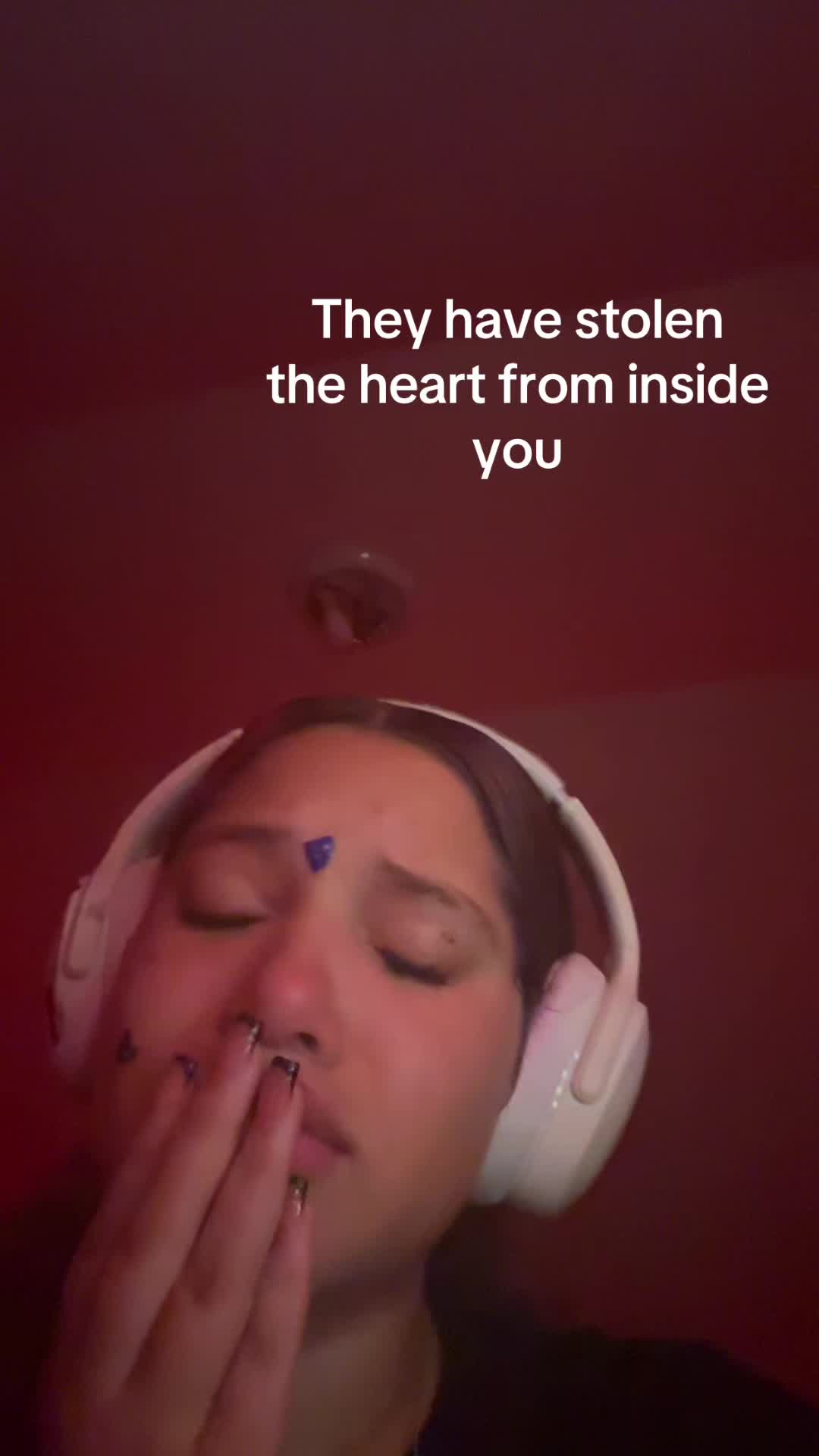 @user672828272772