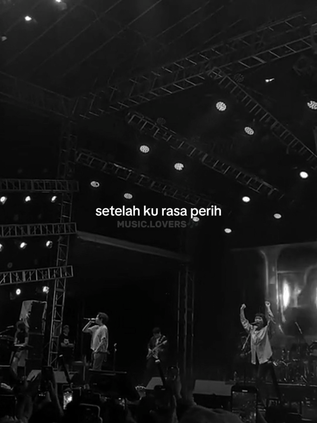 @MUSIC.LOVERS🎶