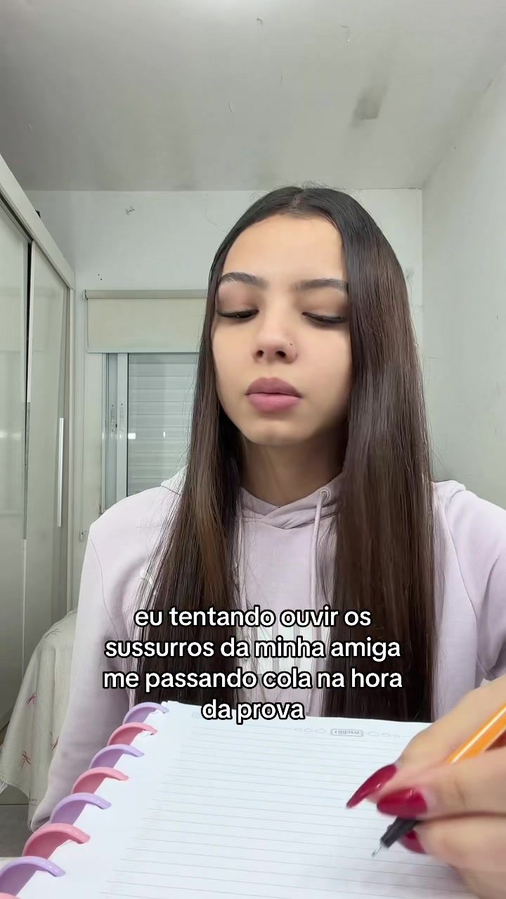 @nicolly_bom