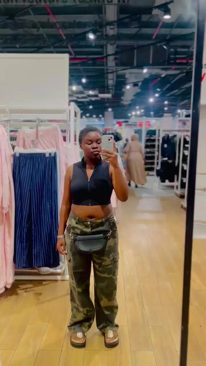 @ZOEWY_RED🧸👅✂️!!