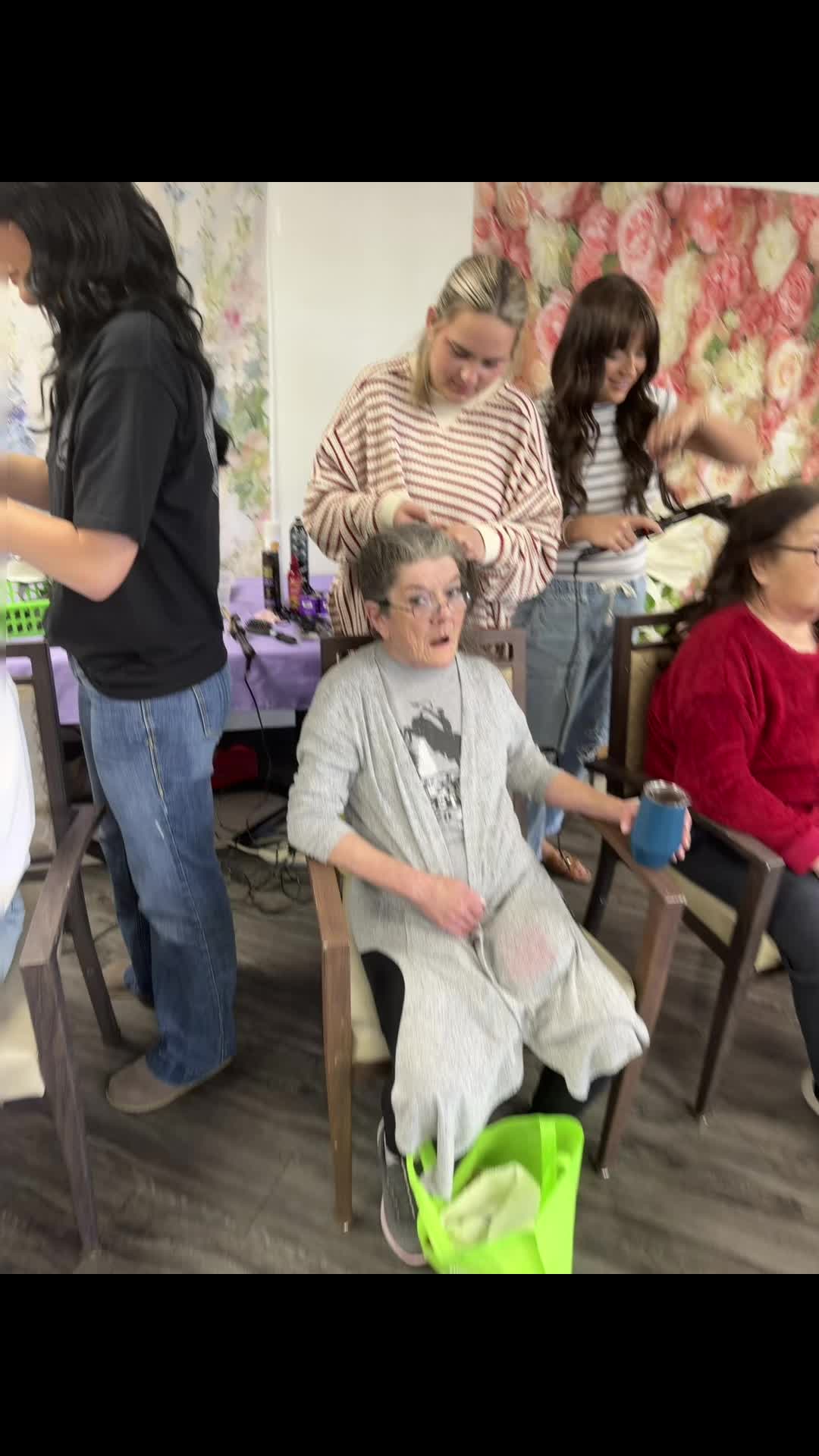 @BECCA 🫧🧸