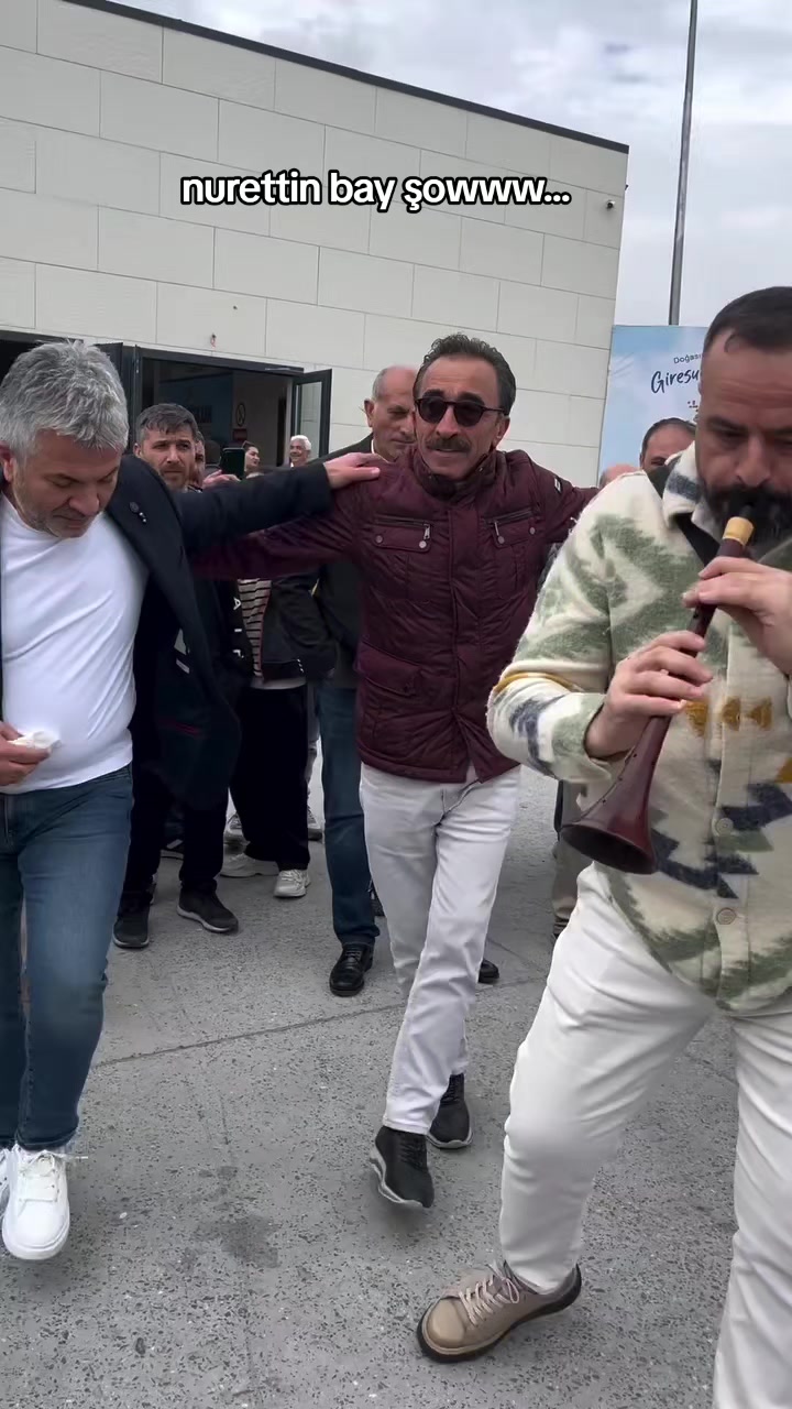 @&ccedil;epni.kızı28