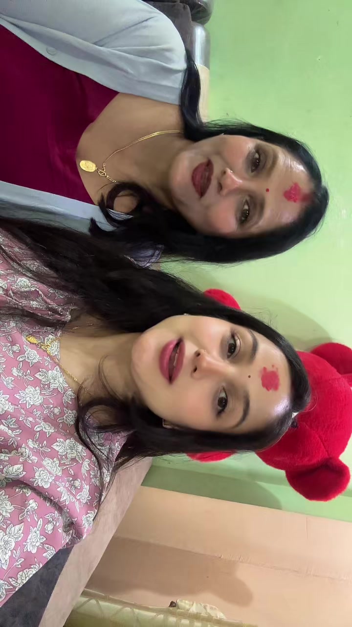 @Bloomora 🌸✨