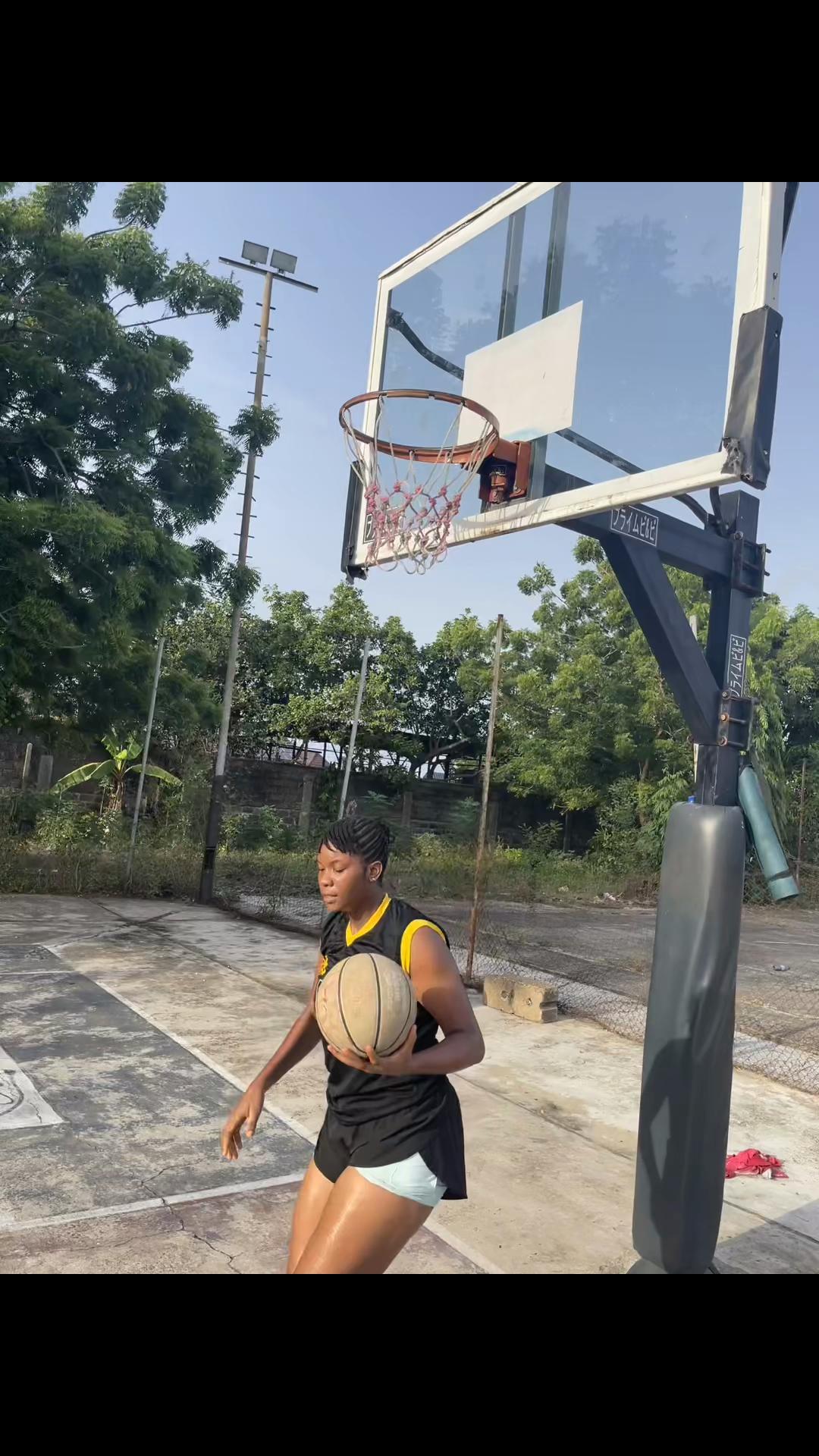 @Vivian🏀🏀⛹️♀️
