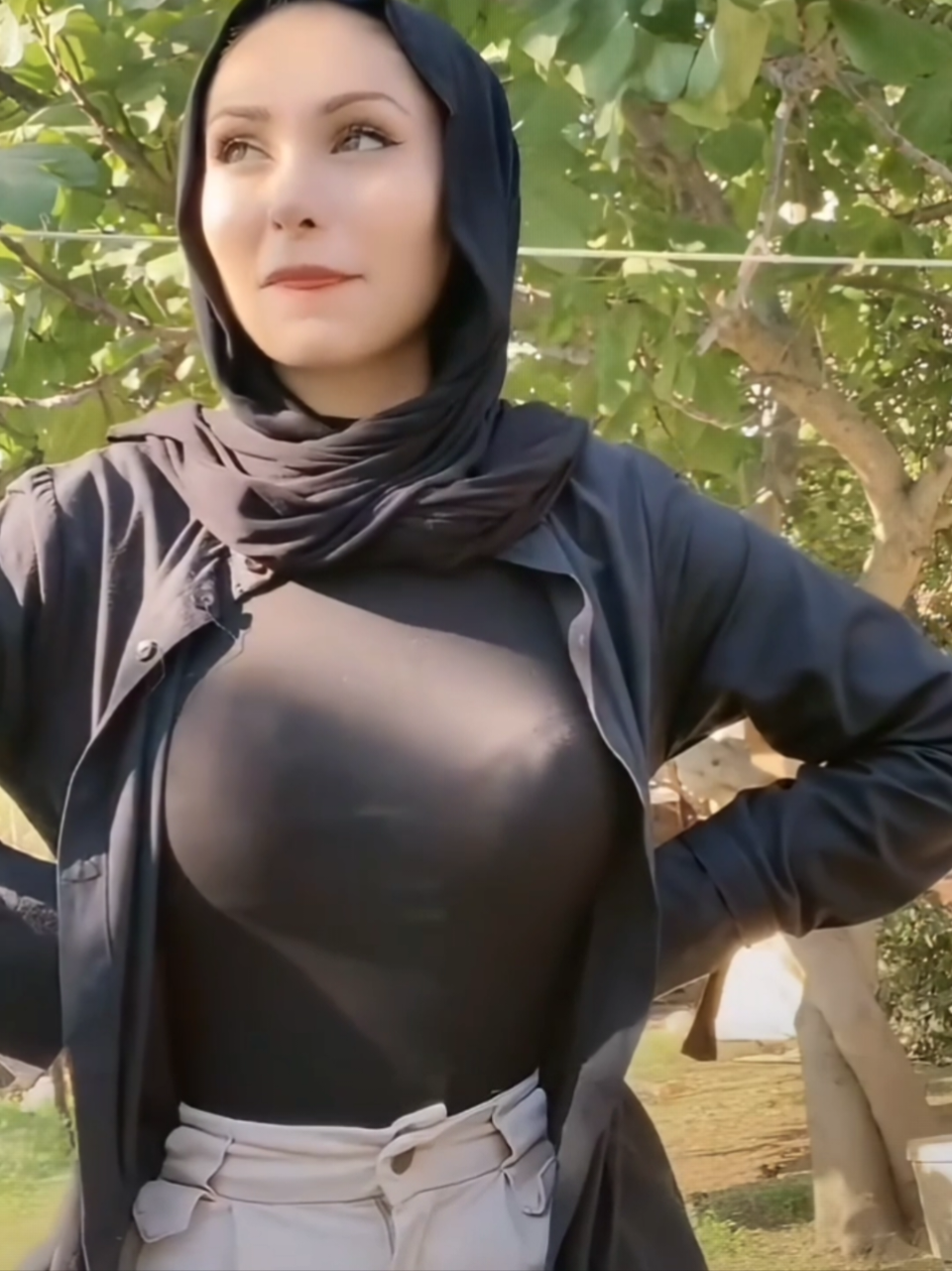 @Esra
