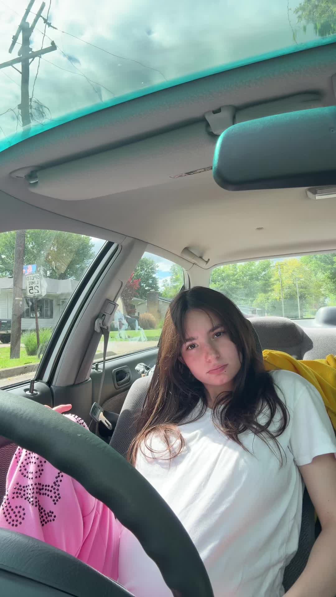 @layla.com999