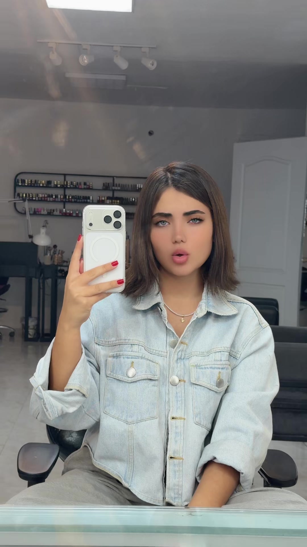 @manashakibi