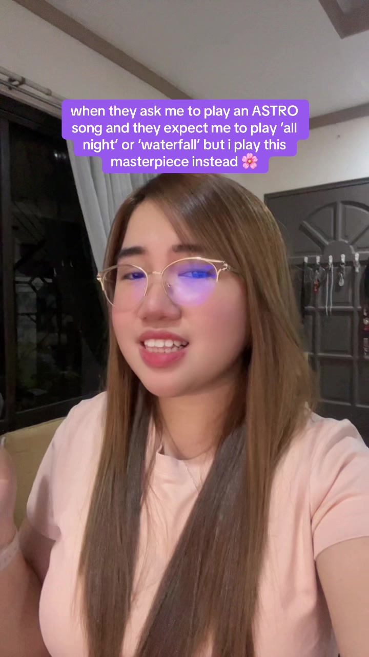 @𝒕𝒓𝒊𝒔𝒉𝒂 ఇ ◝‿◜ ఇ ˚☽˚.⋆
