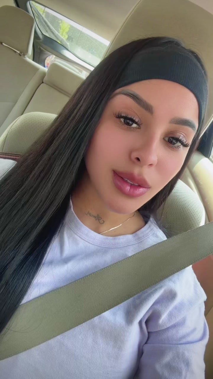 @Alexa Flores🍒