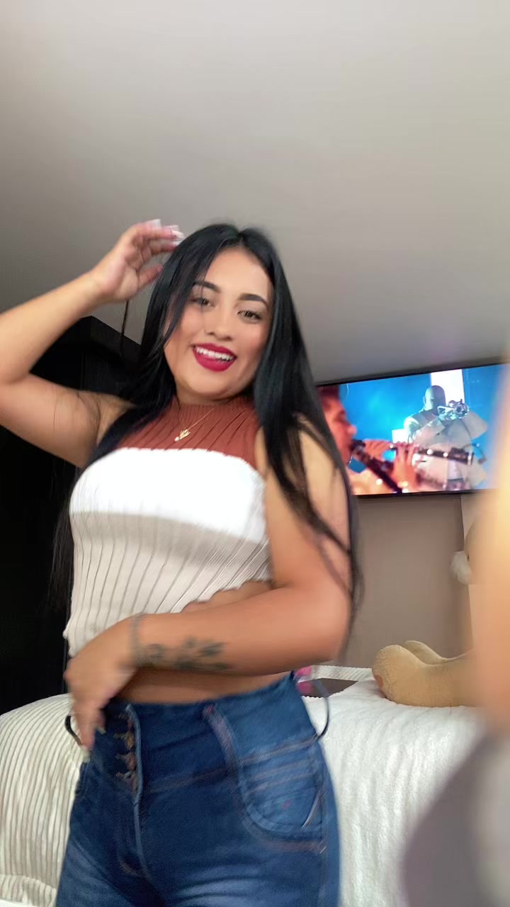 @𝑀𝐼𝐾𝐼 𝑇𝐸𝐹𝑌𝑆 👸
