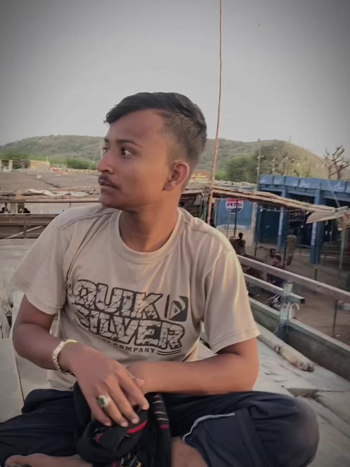@👑 سرفراز بادشاہ👑