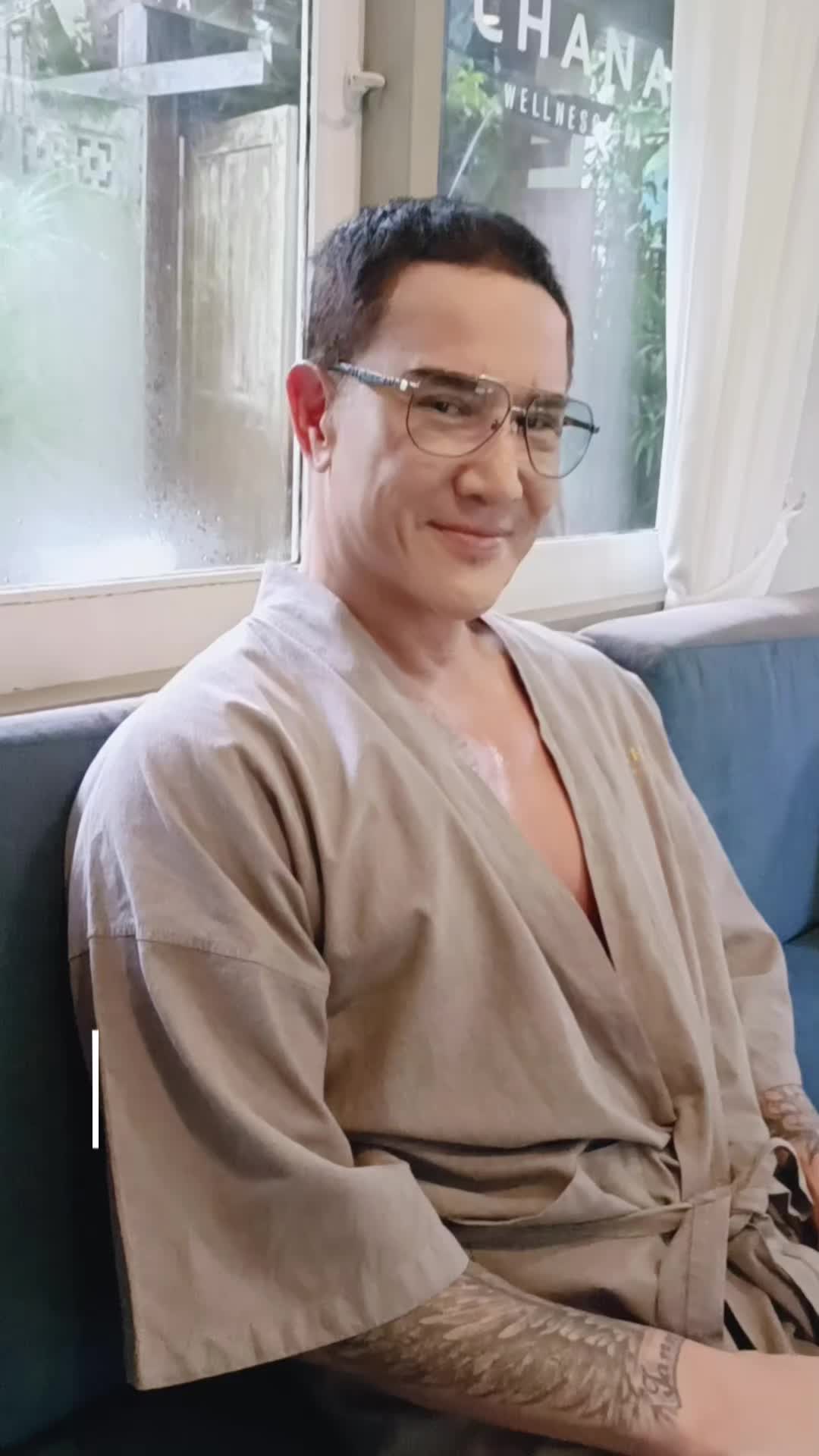 @คุยกับณชิตเมธี