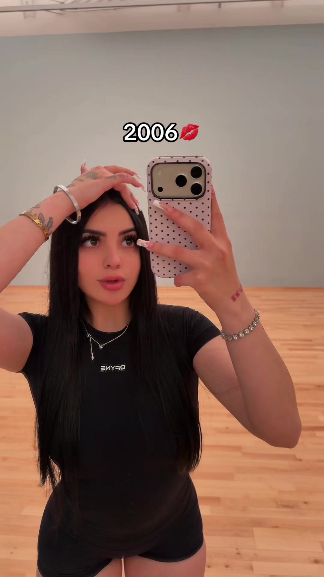 @Ana