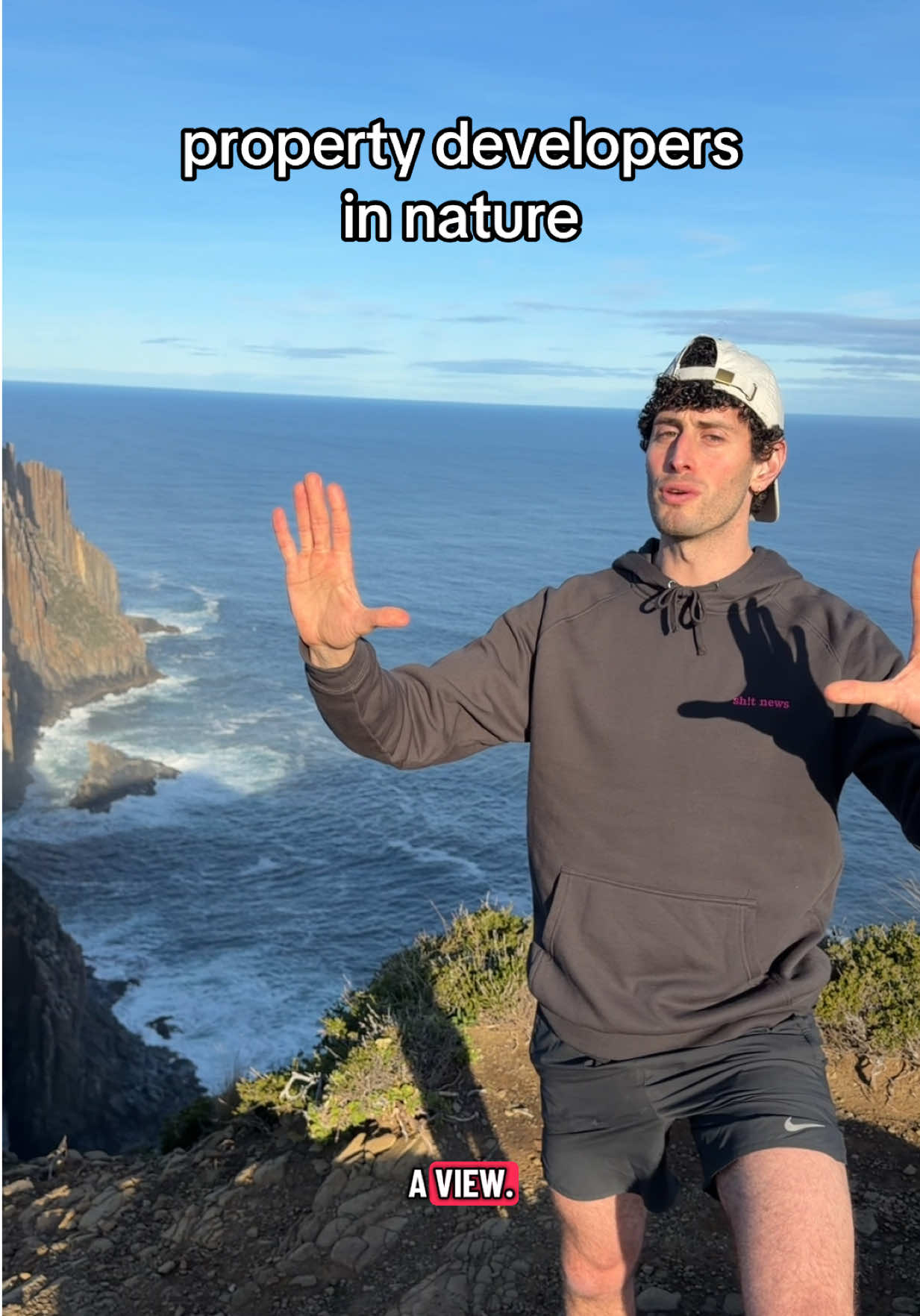 @tallncurly
