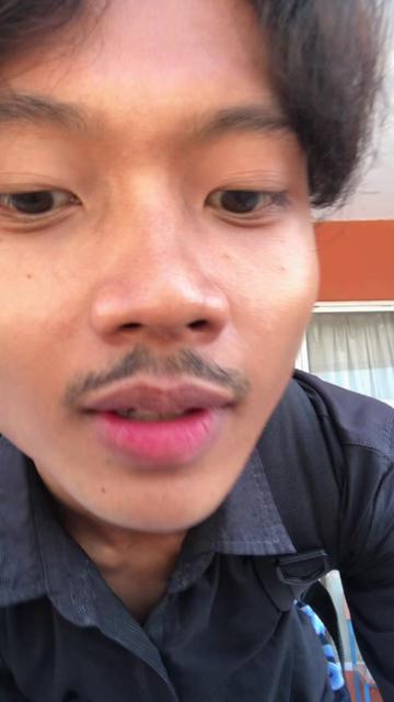 @Inisial F 👾
