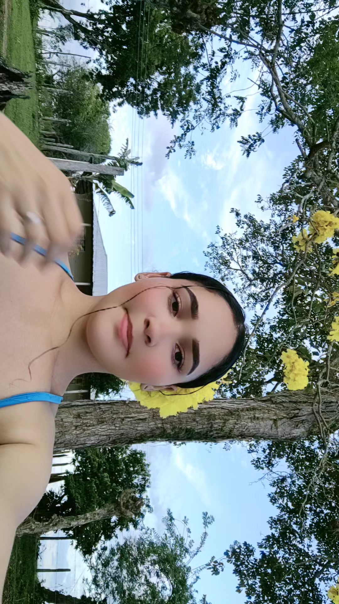 @Vale 🦋