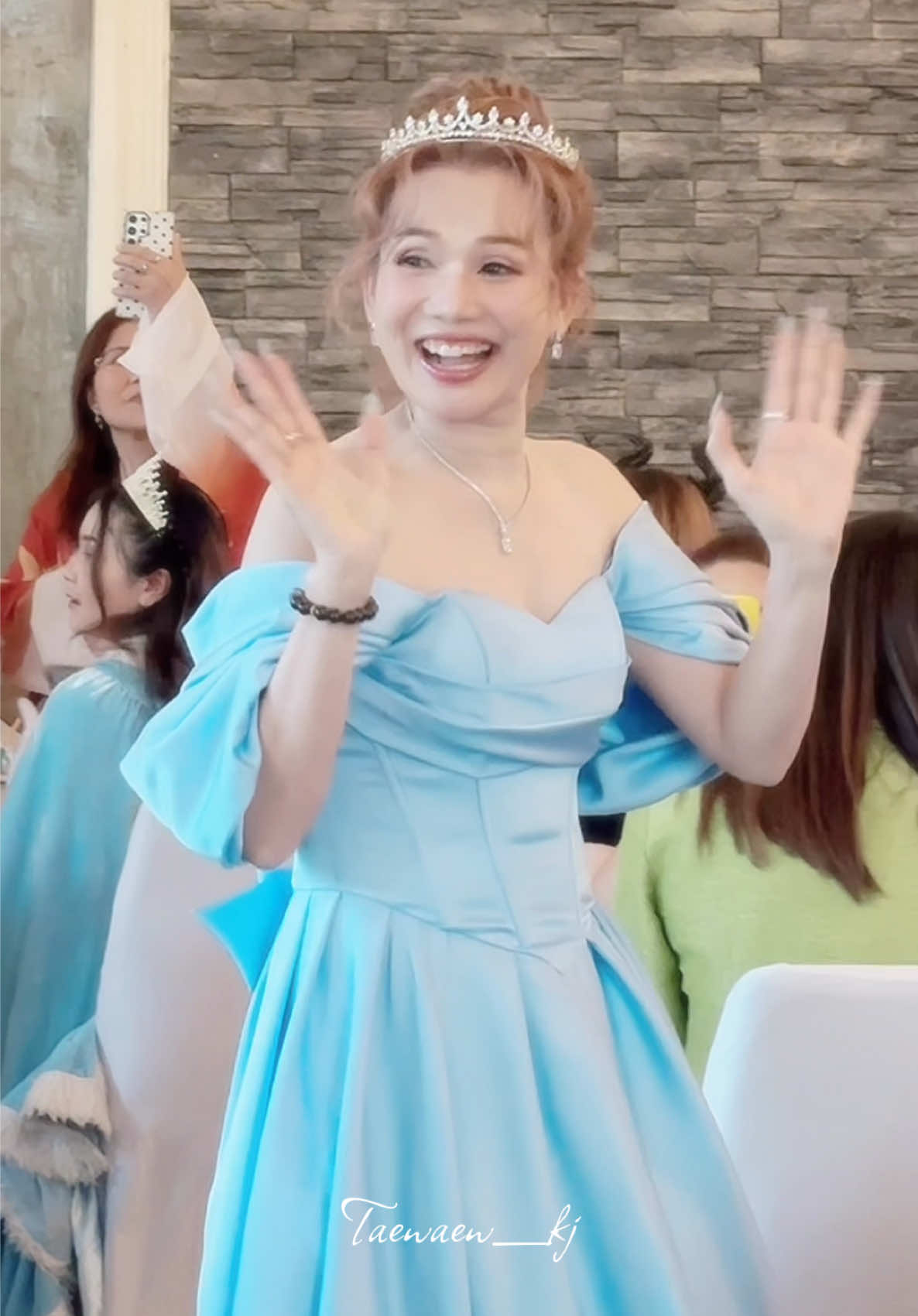 @taewaew_kj