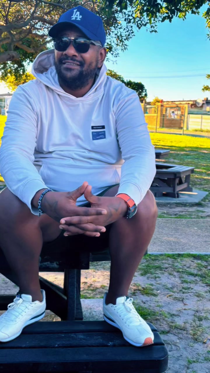 @Lu_26🇿🇦