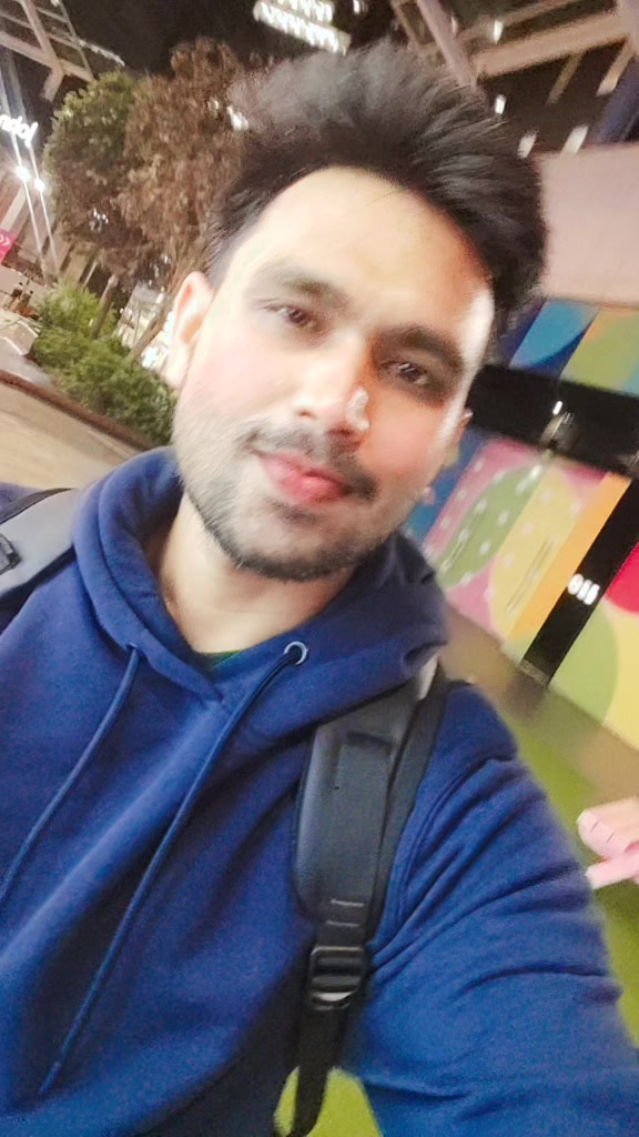 @Munna Ram🇳🇵🇳🇵🇬🇧🇬🇧