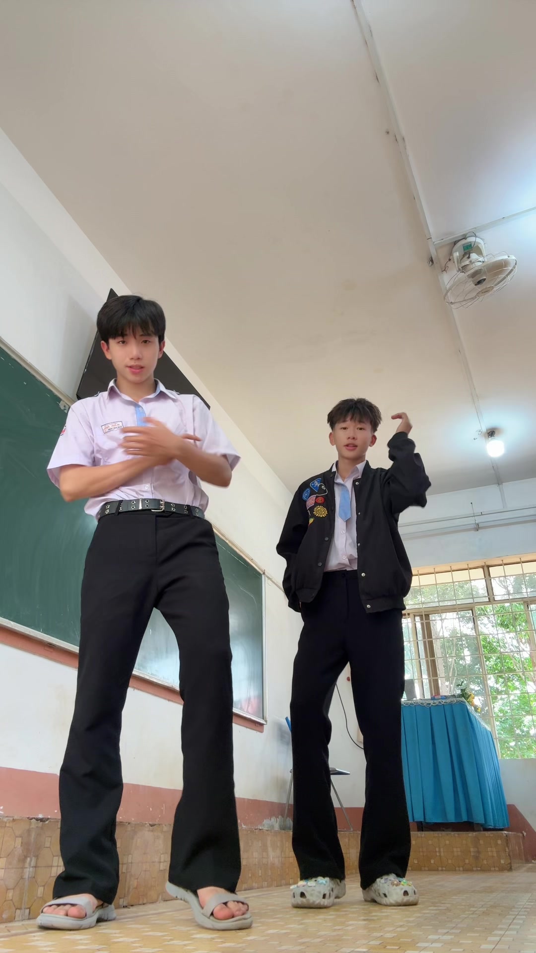 @Thương Ho&agrave;ng