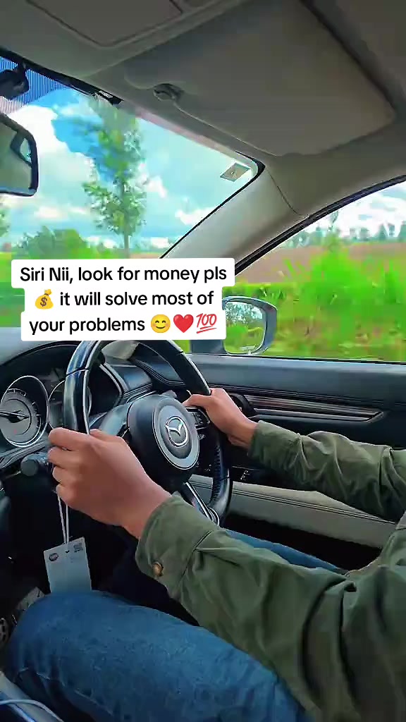 @𝗞𝗘𝗟𝗟𝗬