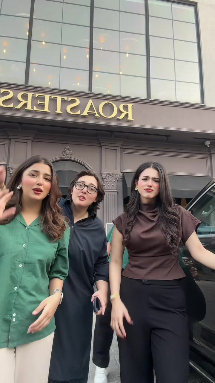 @Alina Amir