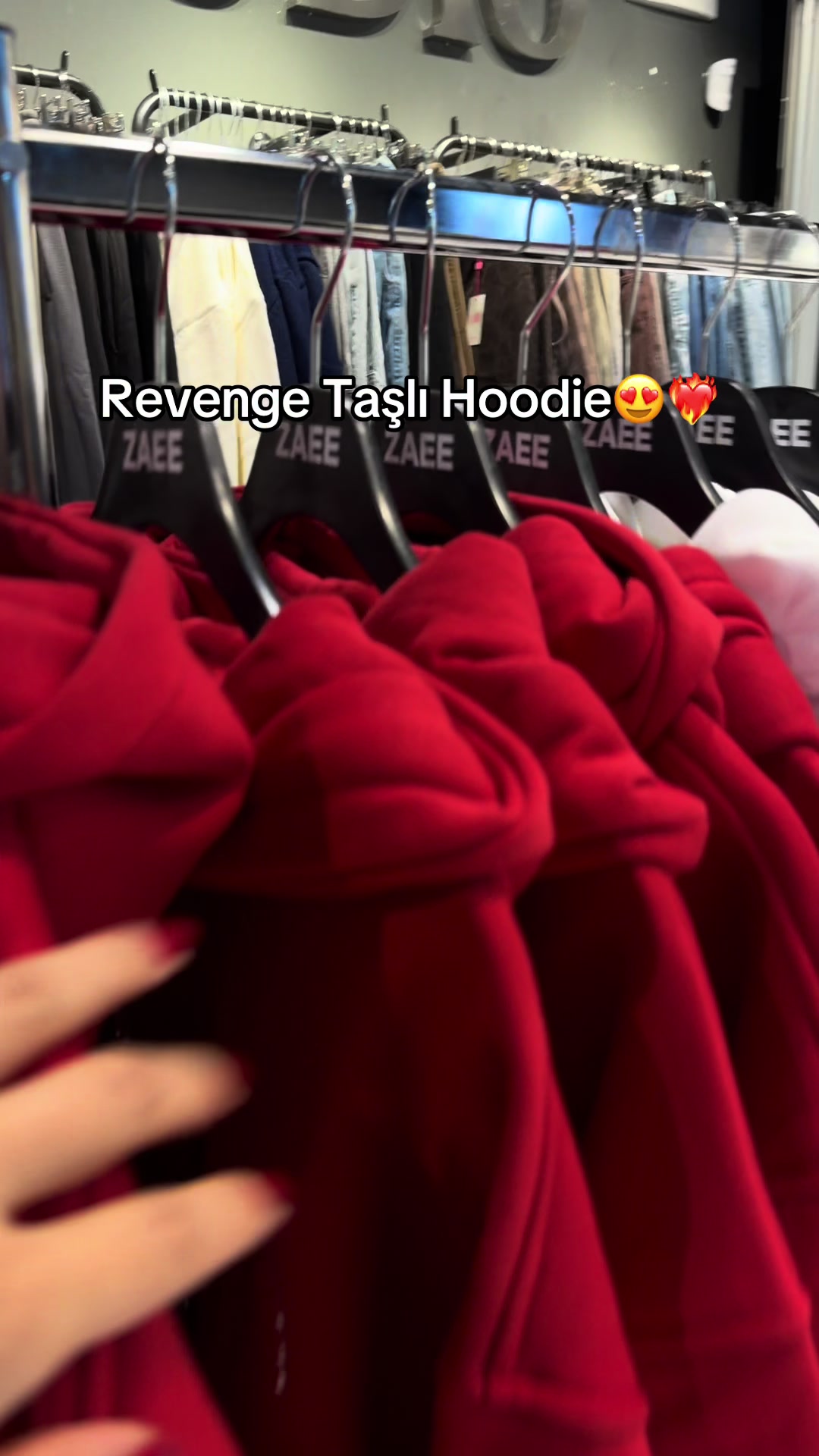@zaeewearr