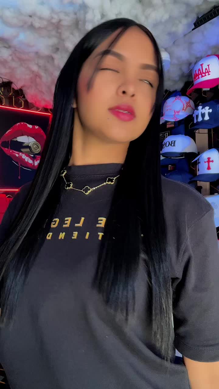 @Xio🍒❤️🔥