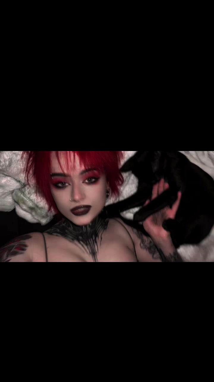 @Tsukini_suka🍅