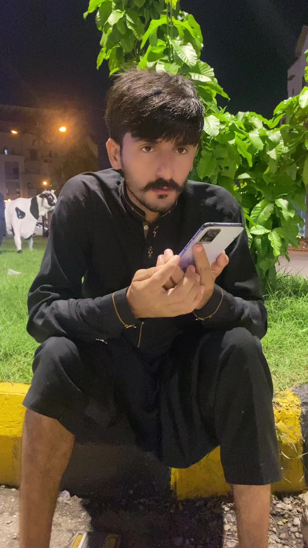 @PUKHTOONYAR  1100😂