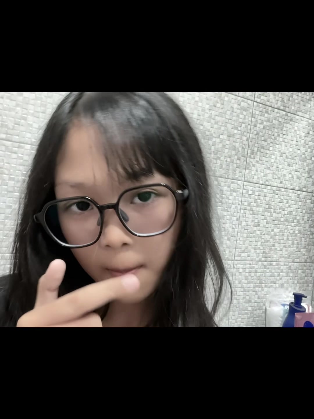 @axhiq_28