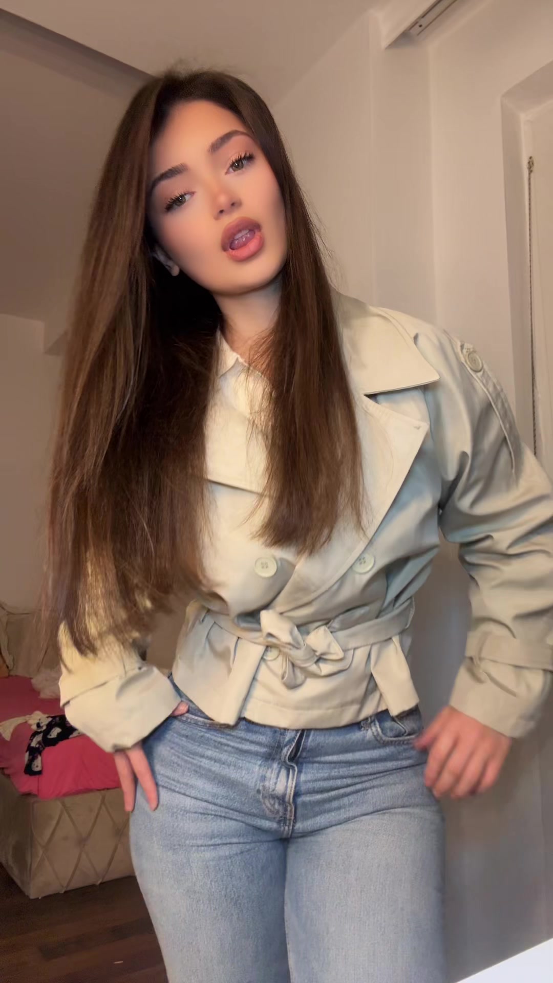 @artinapopova_
