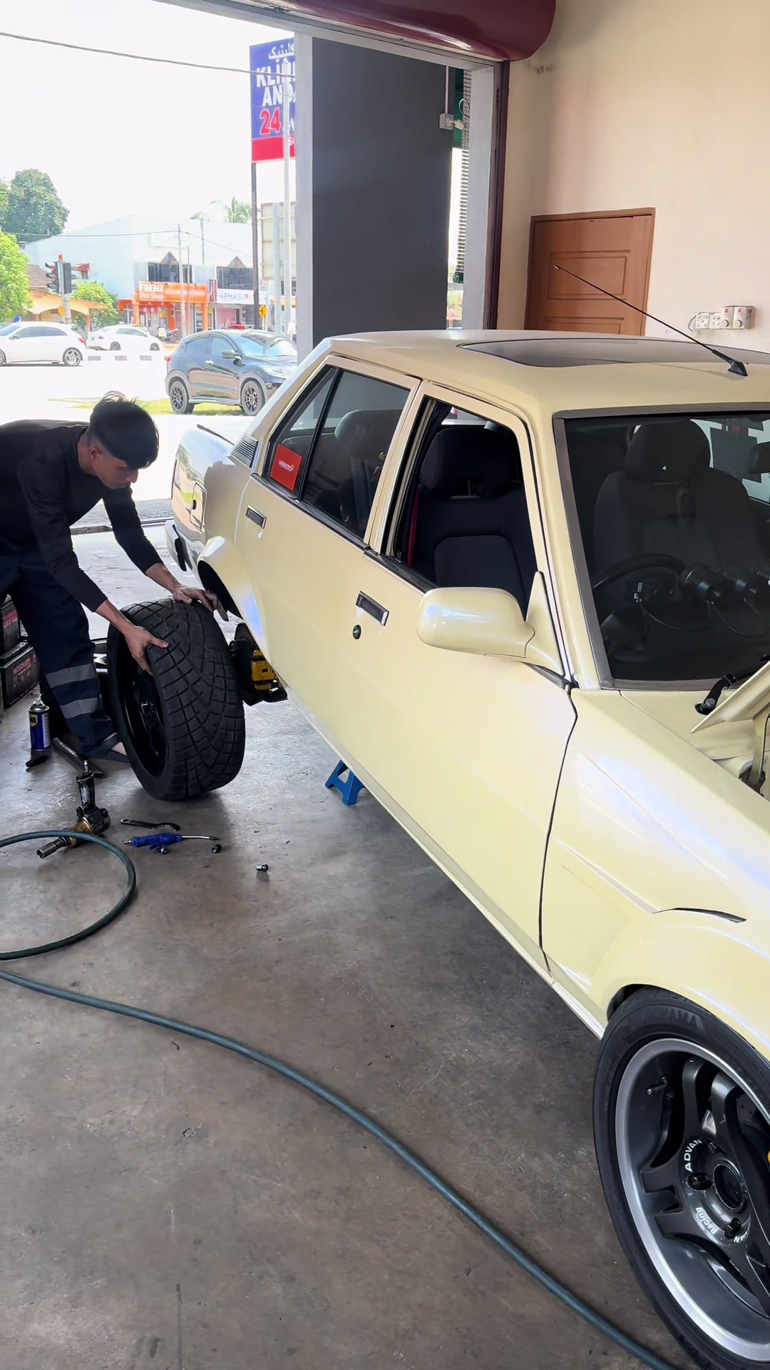 @MHR GARAGE