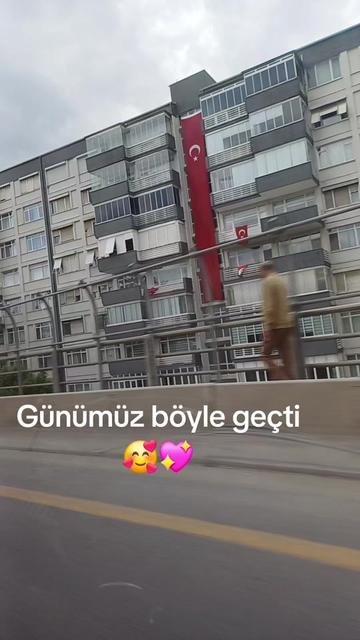 @HAYATIM KIZIM