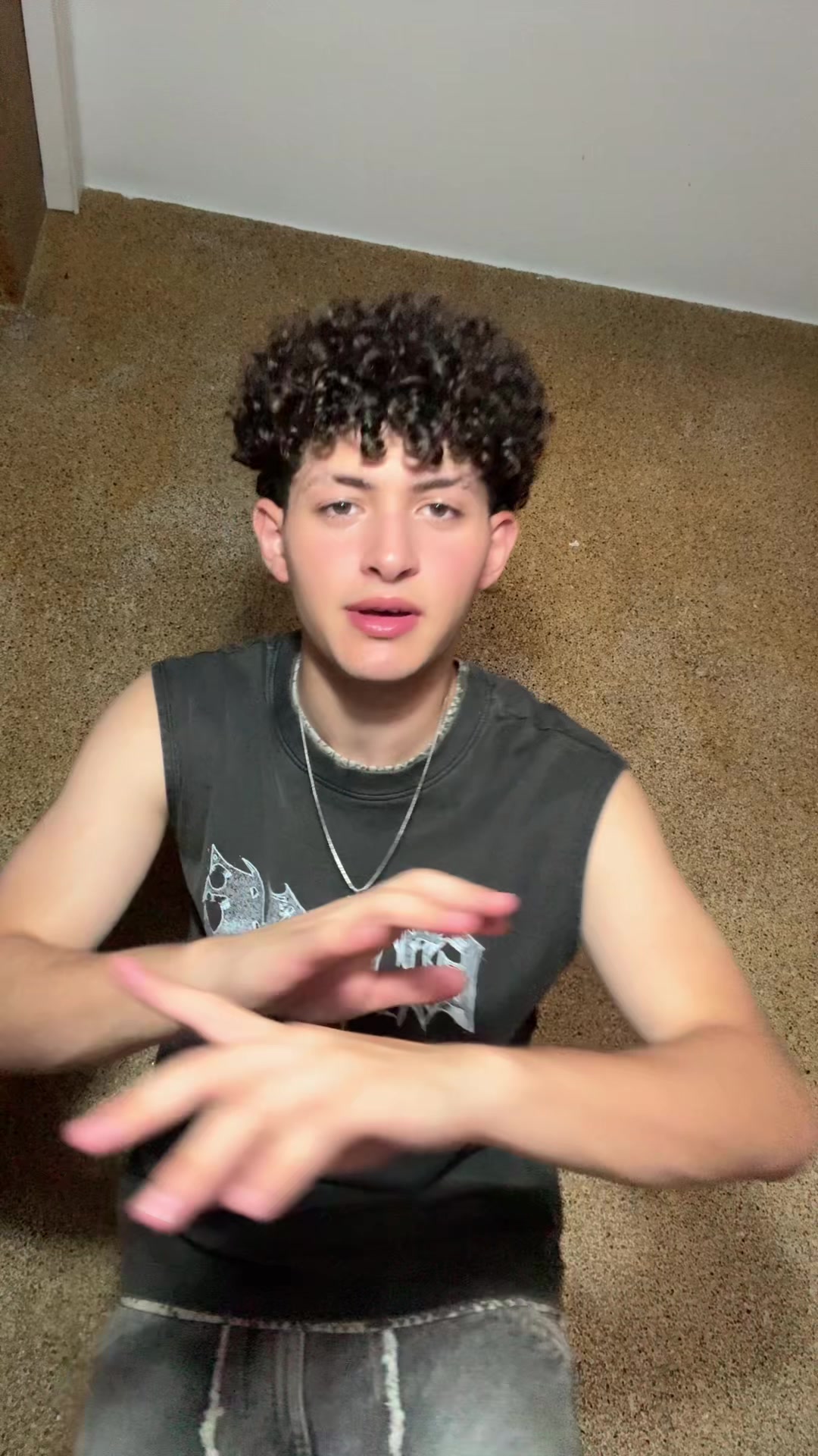 @Yassinjohnson17