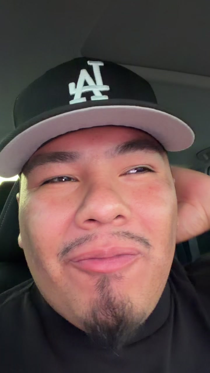 @DoKnows_