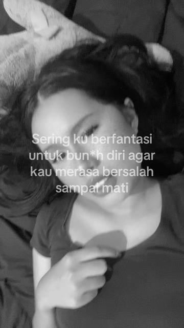 @mouthfullofmikha