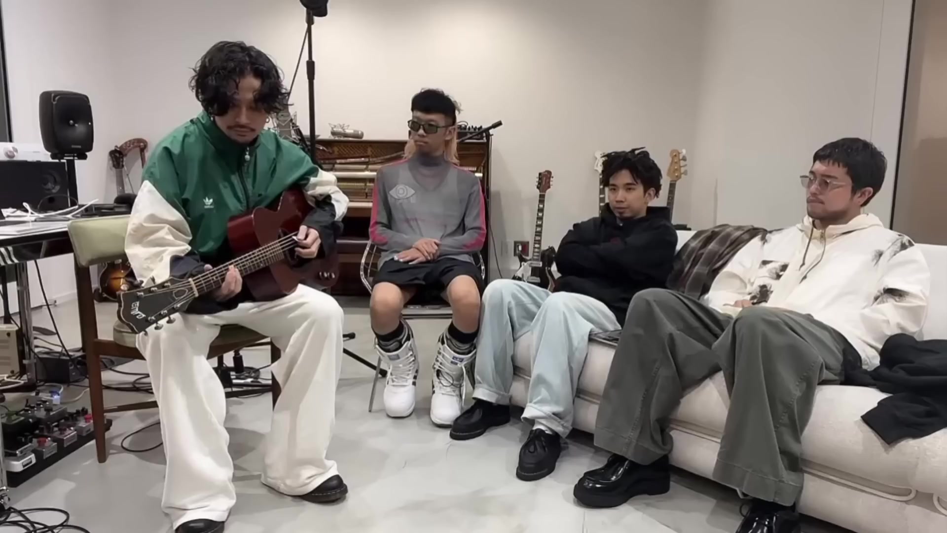 @米津保徳