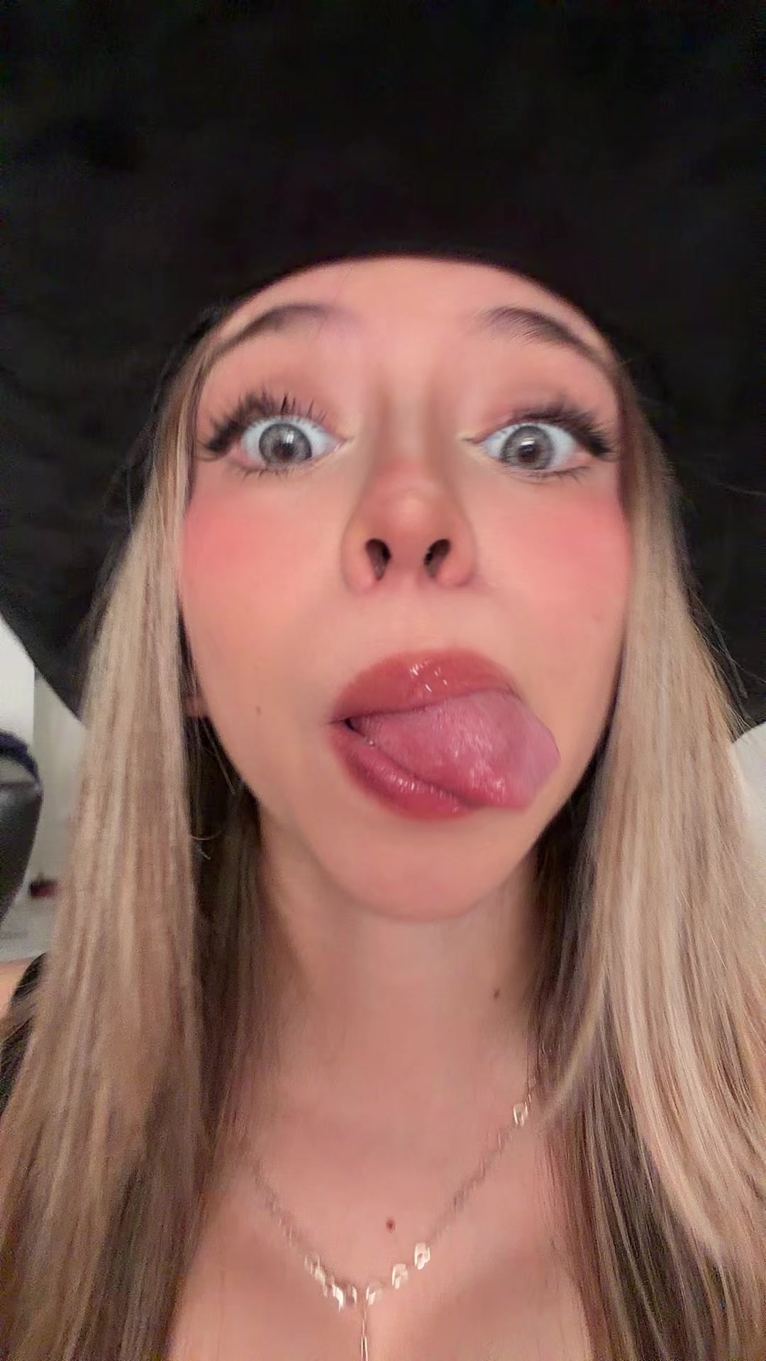 @Jatziry López