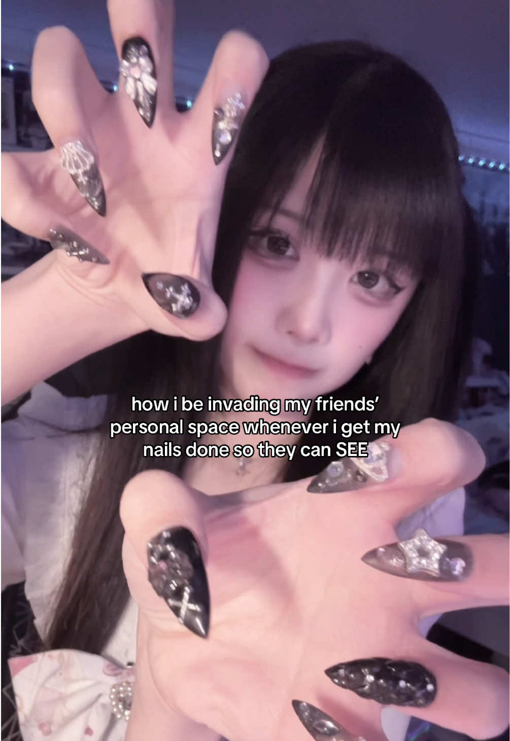@runa ᜊ( ' ⩊ '𖦹)ᜊ